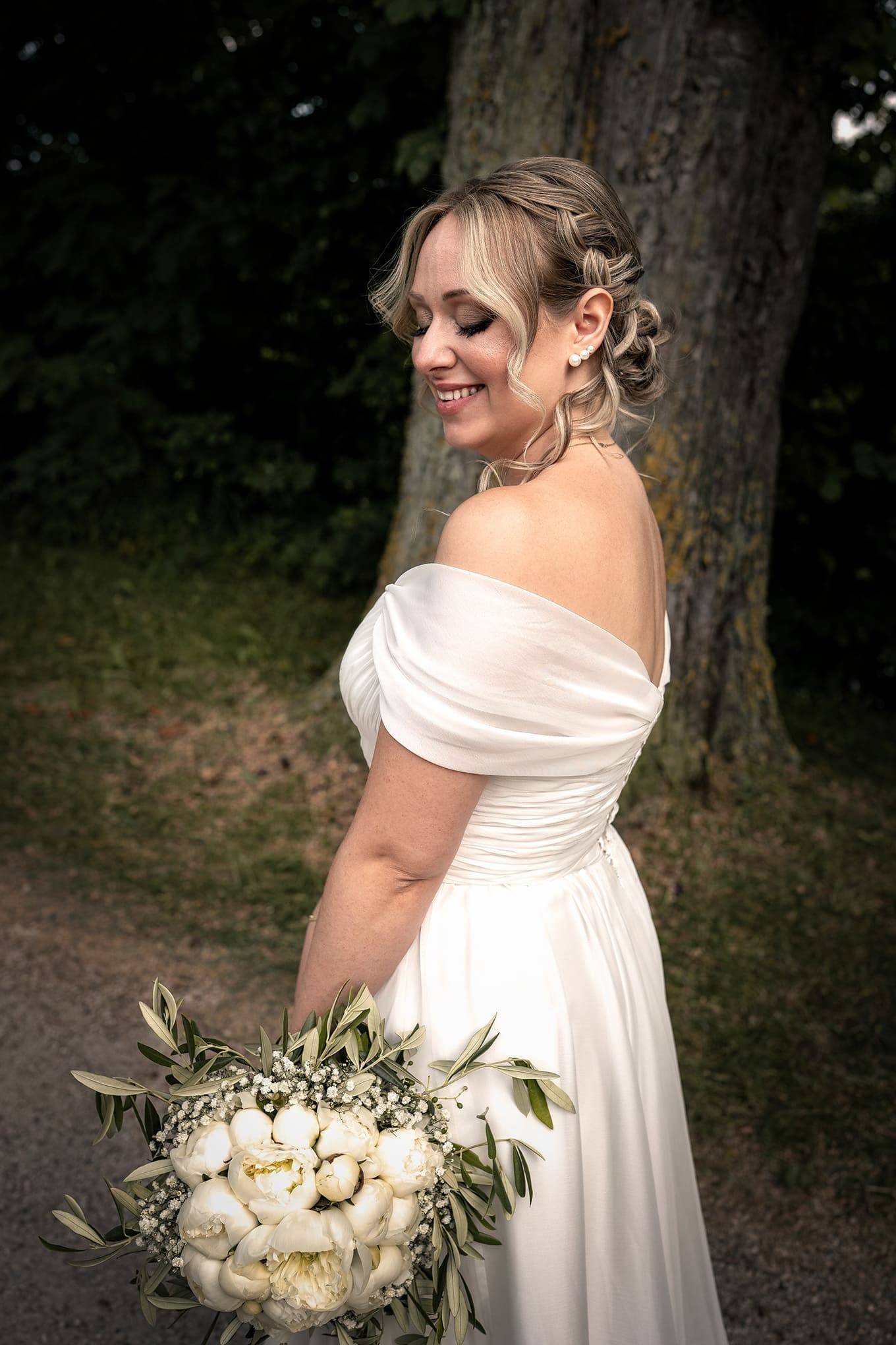 Standesamtliche Hochzeit in Lauingen: Madita und Volker (Bild 6)
