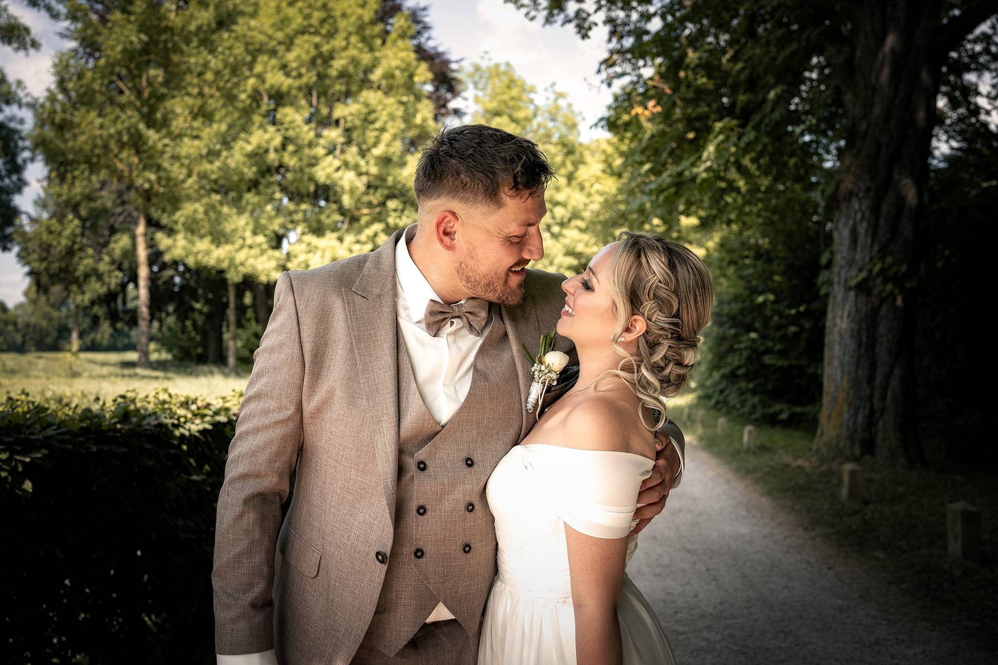Standesamtliche Hochzeit in Lauingen: Madita und Volker (Bild 4)