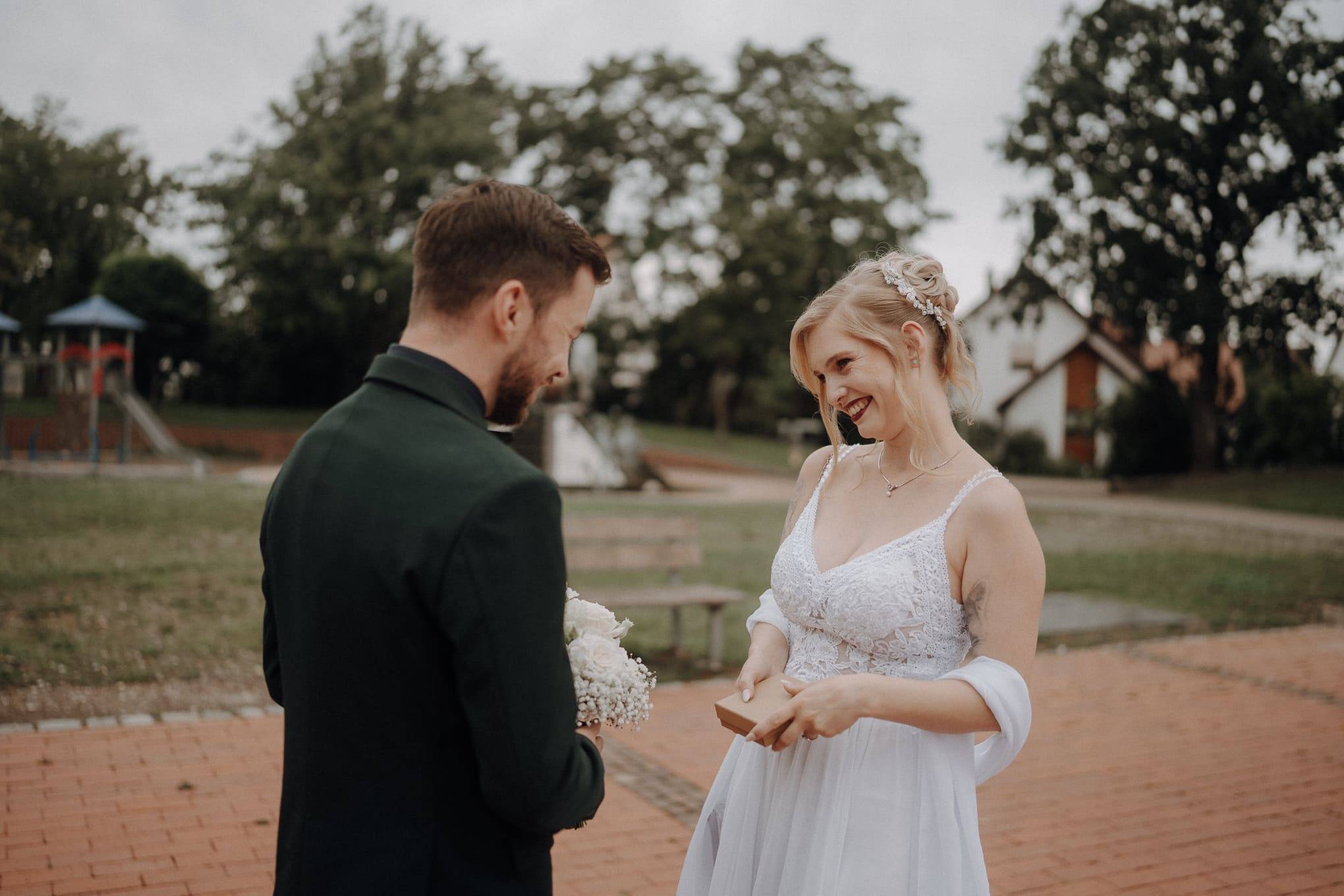 Hochzeit im Waldvogel Leipheim: Mareike und Simon (Bild 2)