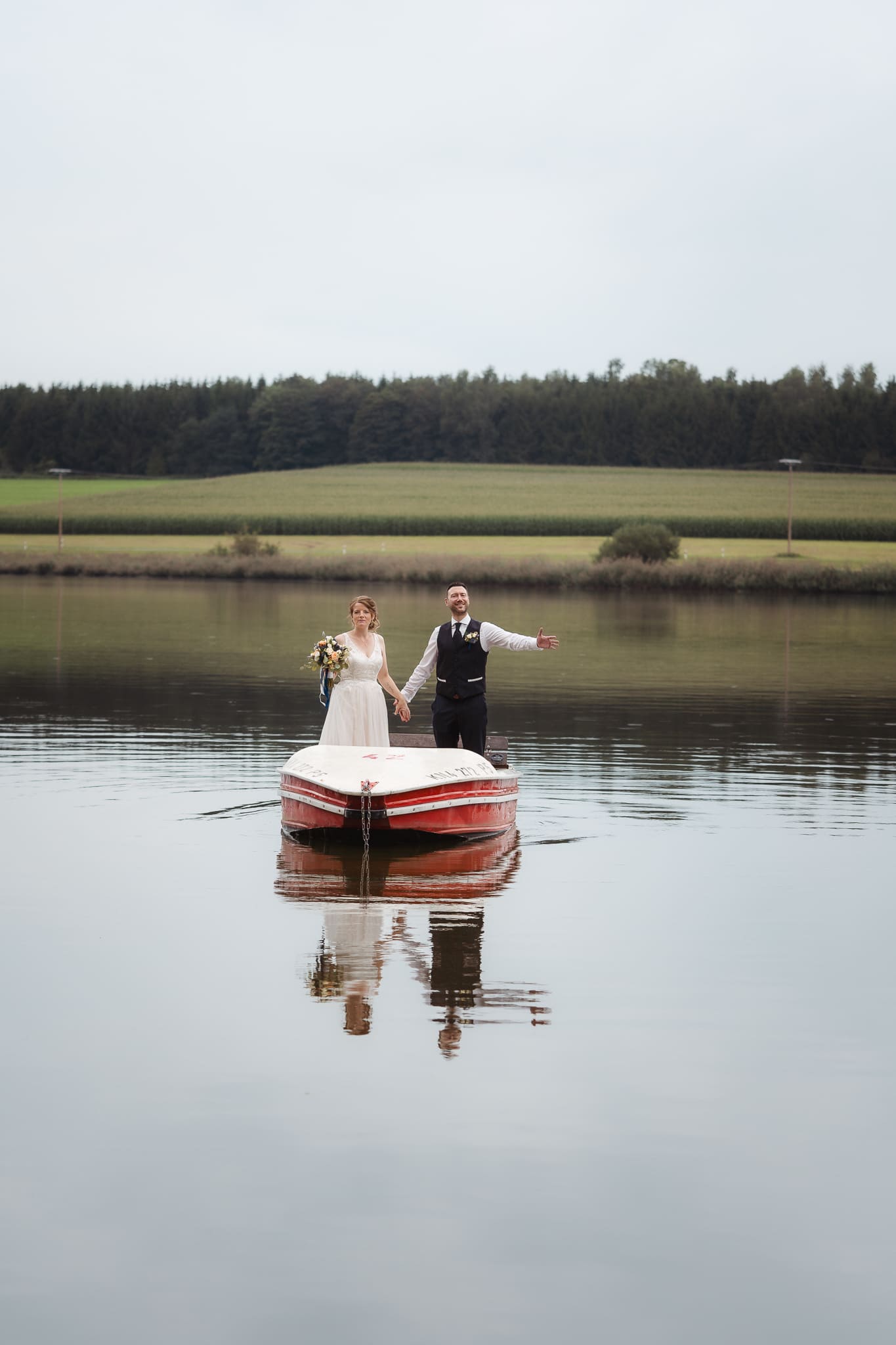 Hochzeit in der Alten Mühle Roggenburg: Ellie und Marc (Bild 27)