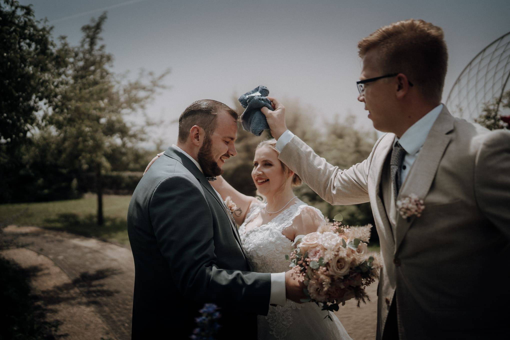 Hochzeit Oberelchingen: Juliane und Marc, Hochzeitsfotos von René Löffler (Bild 22)