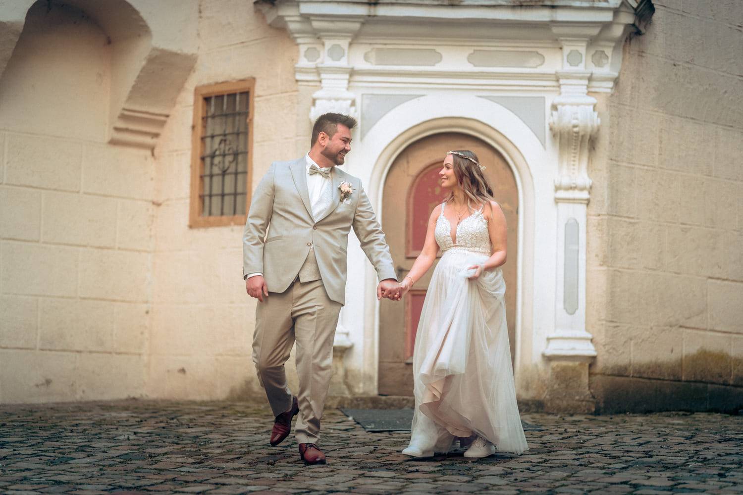 Hochzeit im Schloss Brenz in Sontheim: Stefanie und Kevin (Bild 7)