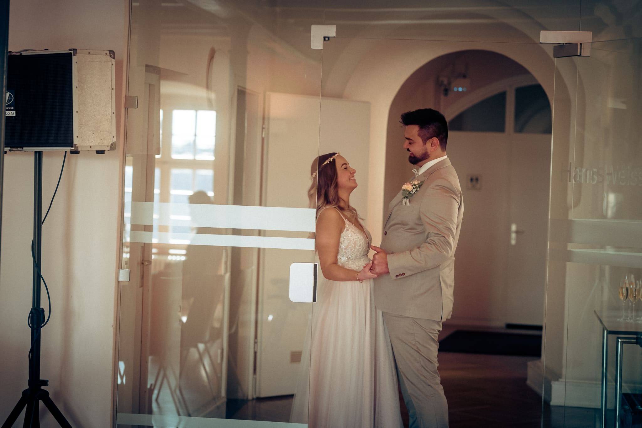 Hochzeit im Schloss Brenz in Sontheim: Stefanie und Kevin (Bild 33)