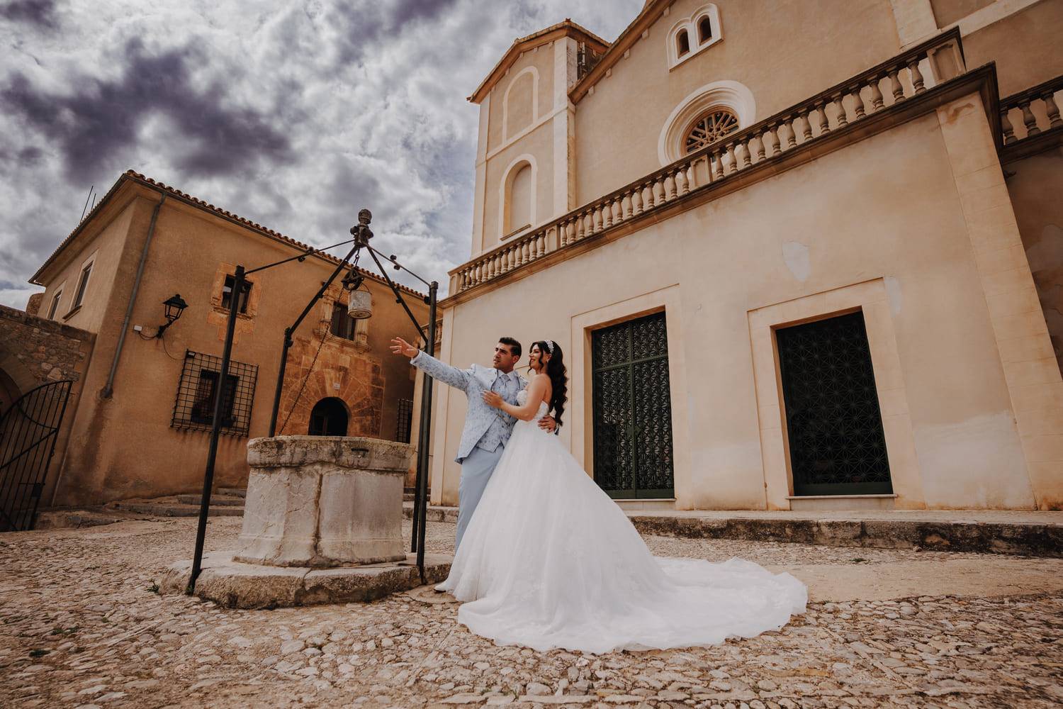 Hochzeitsshooting auf Mallorca in Artà: Katja und Panagiotis (Bild 18)