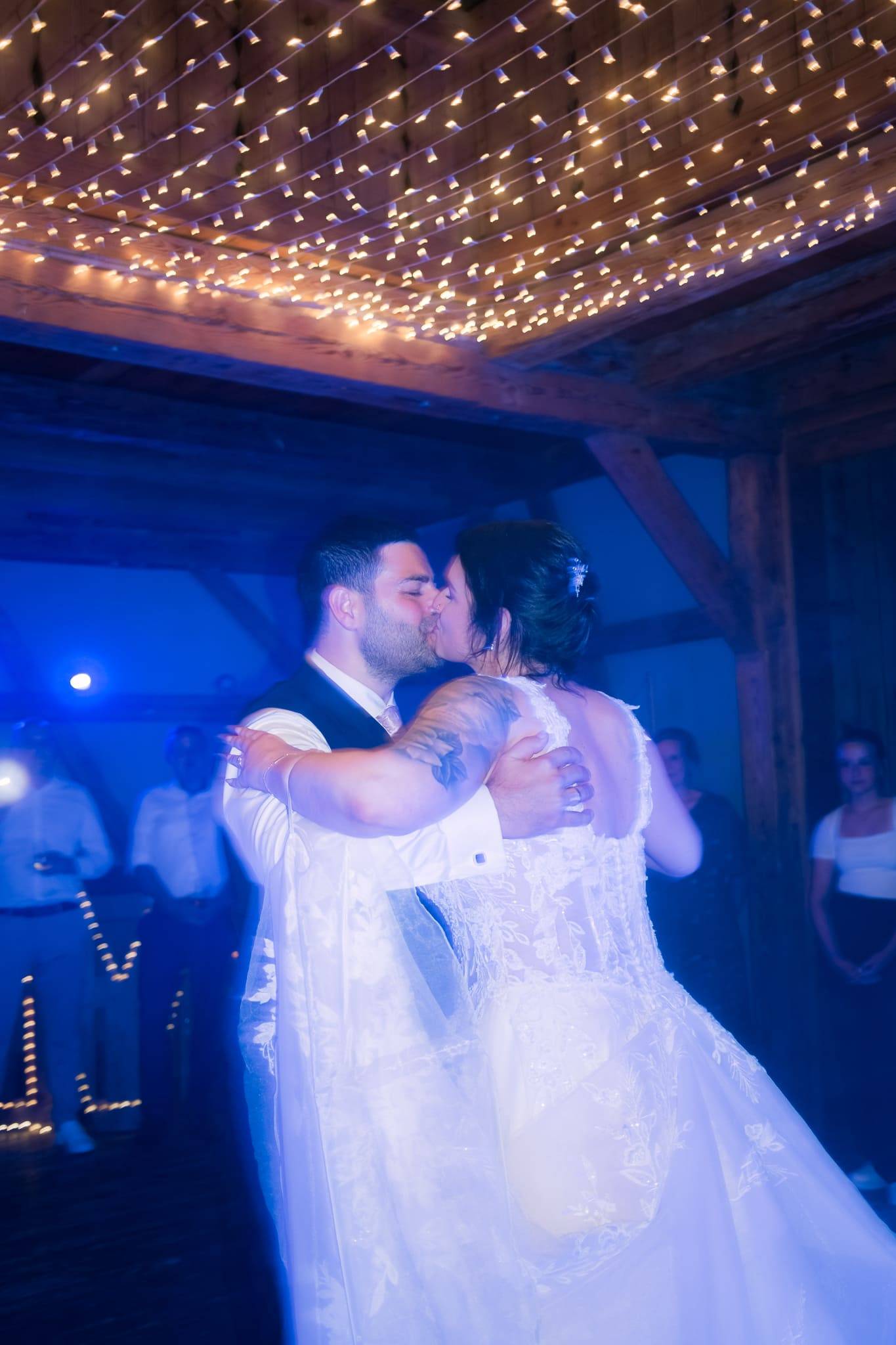 Hochzeit Lenderstuben Balzhausen: Francine und Tom (Bild 45)