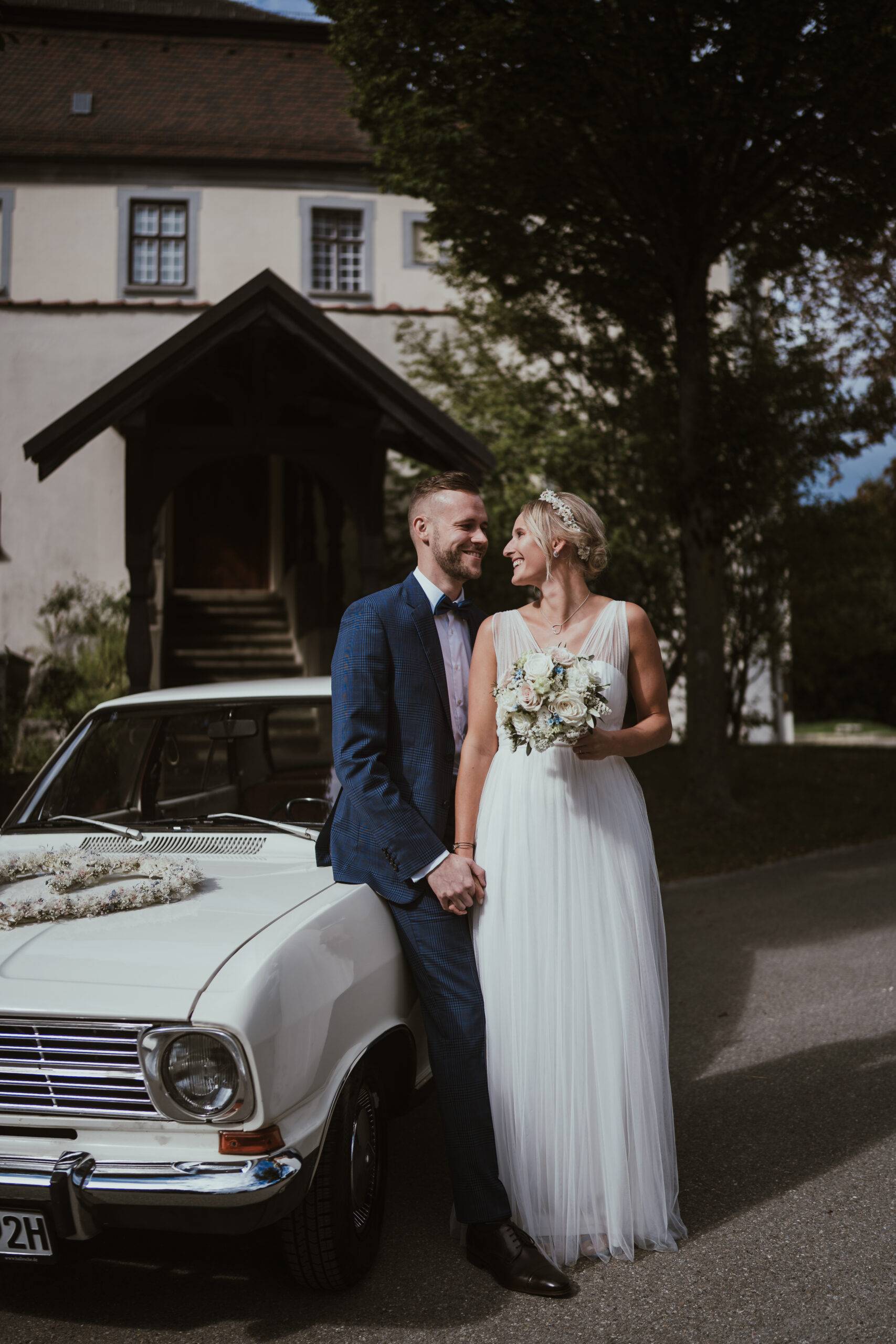 Hochzeit im Schloss Erbach: ungestellte Hochzeitsfotos von René Löffler (Bild 1)